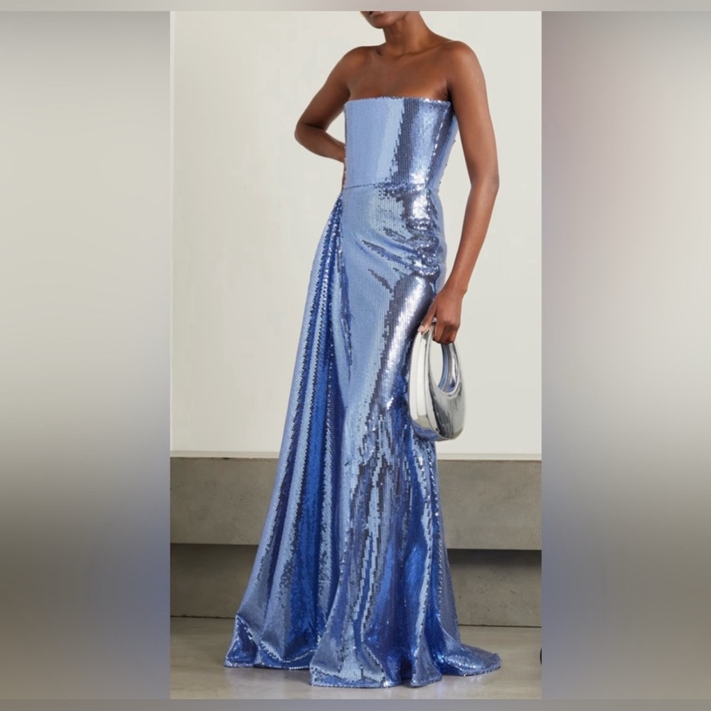 ALEX PERRY
Drape Gown in Sequin